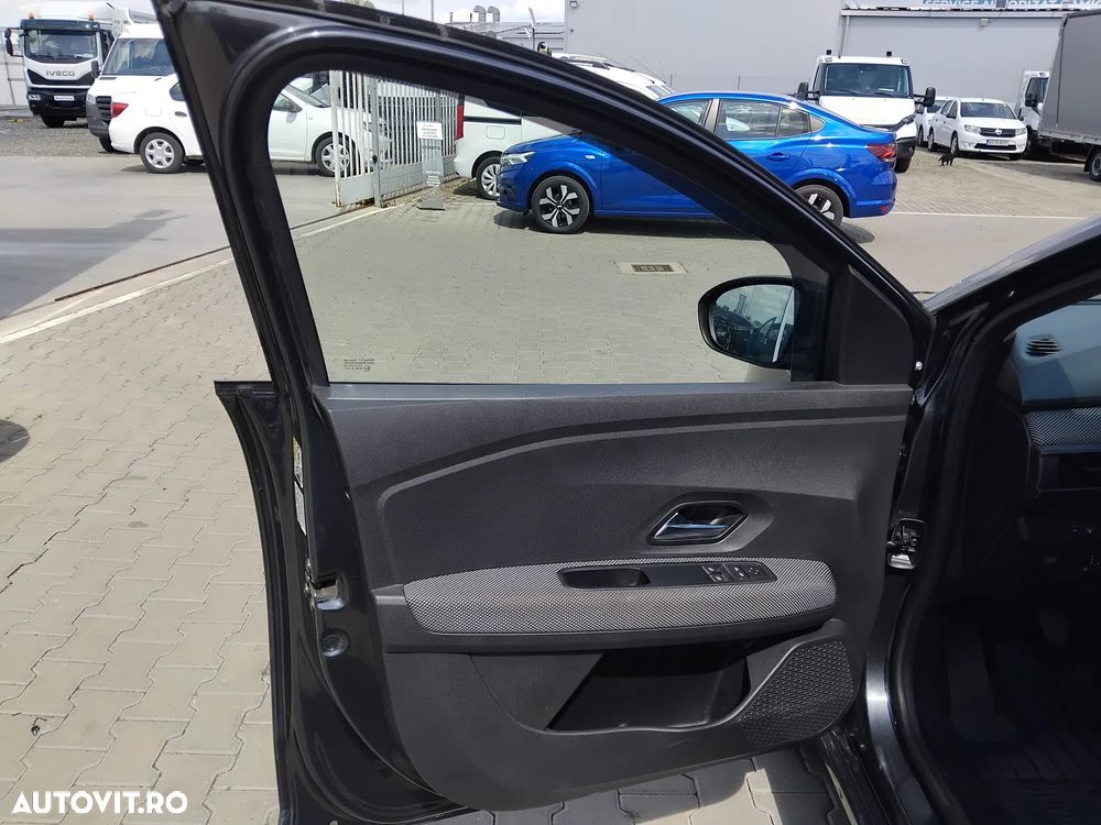 Dacia Logan TCe 90 MT6 Expression - 12