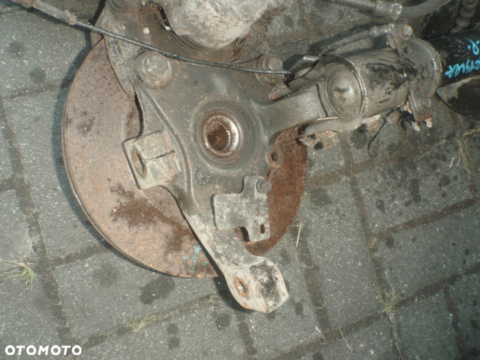 zwrotnica piasta chrysler pt cruiser prawa Posiadam prawie wszystkie części do tego modelu - 1