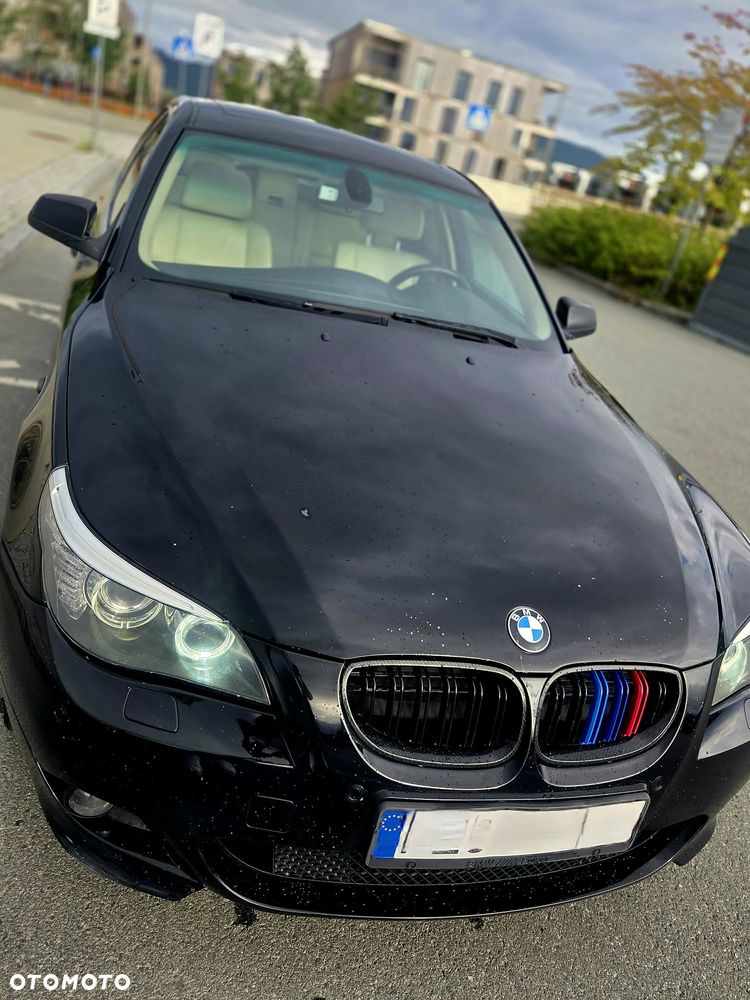 BMW Seria 5 525d - 14