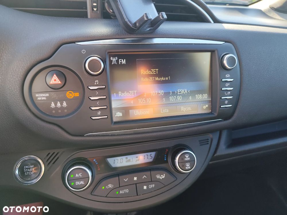 Toyota Yaris 1.5 Selection - 6