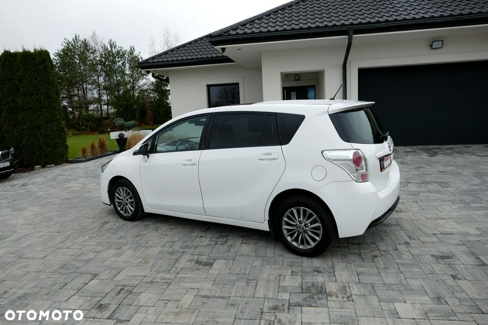 Toyota Verso 1.6 D-4D Premium - 12