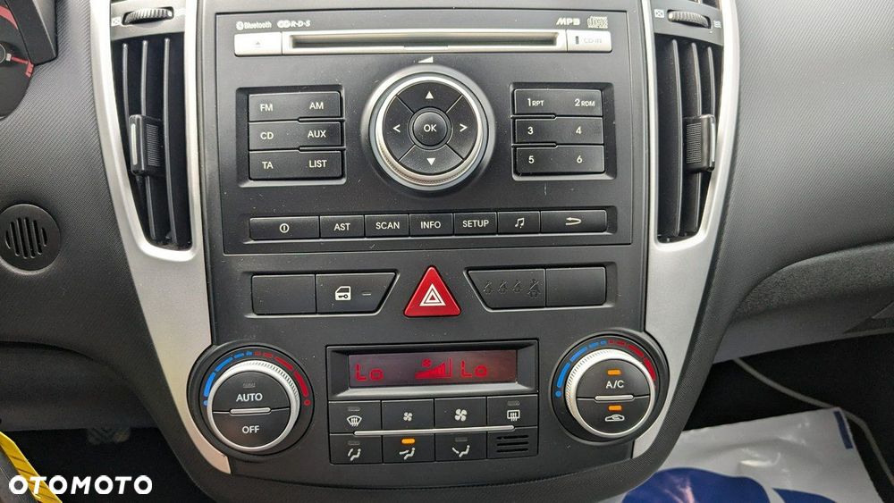 Kia Ceed - 26
