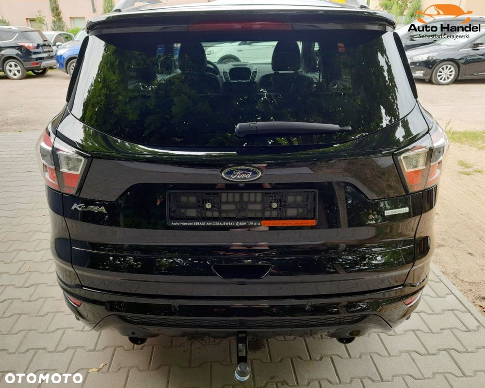Ford Kuga 1.5 EcoBoost 2x4 ST-Line - 12