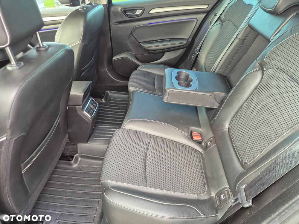 Renault Megane BLUE dCi 150 EDC BOSE EDITION - 17