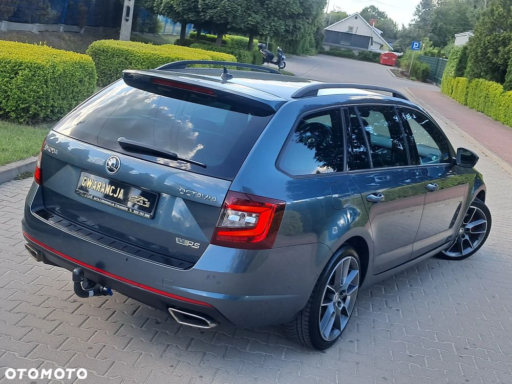 Skoda Octavia 2.0 TDI DSG RS - 11