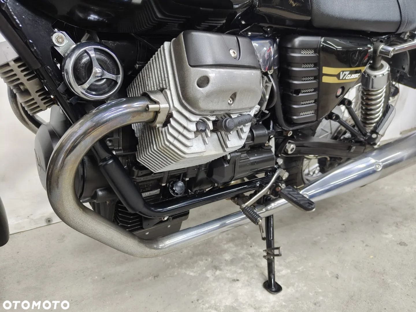 Moto Guzzi V7 - 23