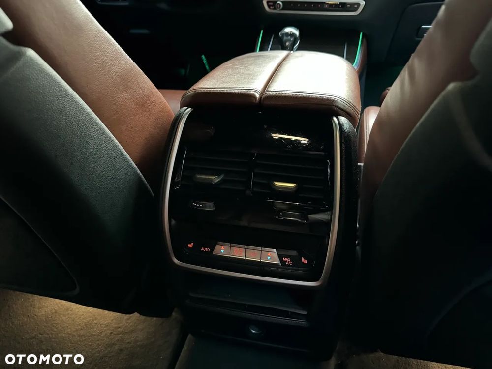 BMW X5 xDrive30d - 8