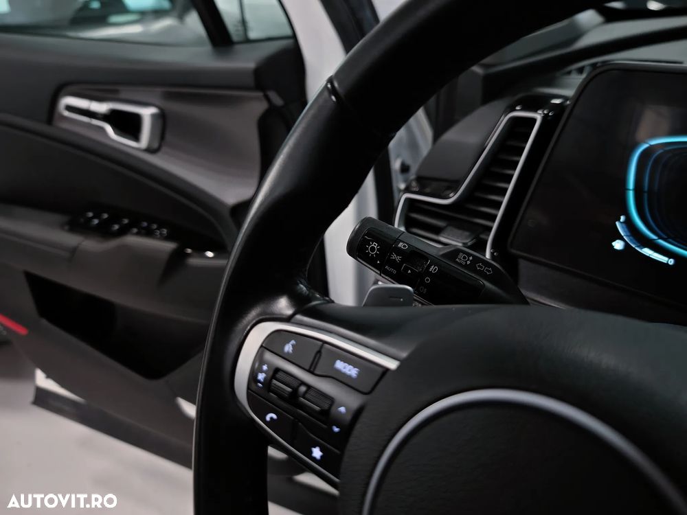 Kia Sportage 1.6 T-GDI HEV 6AT 4x2 Business Line - 24