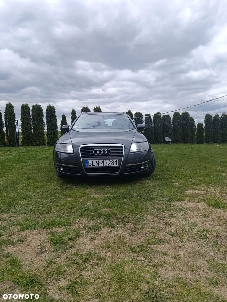 Audi A6 Avant 2.4 - 7
