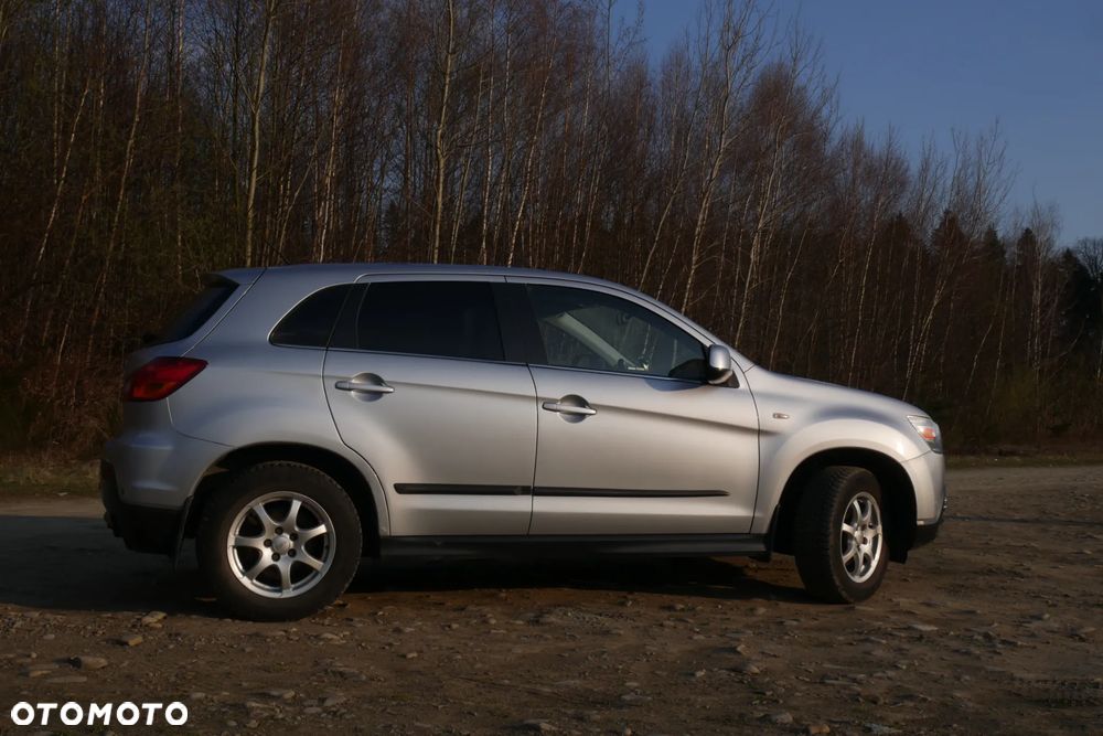 Mitsubishi ASX 1.8 DID Invite 4WD AS&G - 4