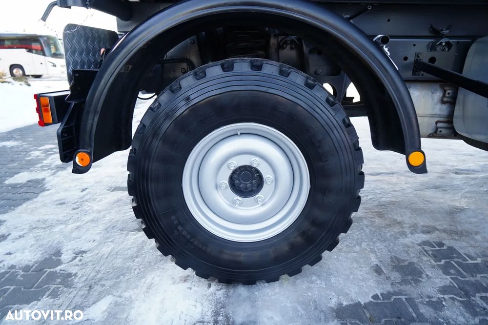 Mercedes-Benz UNIMOG U300 / 4X4 / BASCUNĂTOR 3 LATE / PLUG / MUNICIPAL / CUPLĂRI HIDRAULICE / EPS + AMBREIAJ - 24