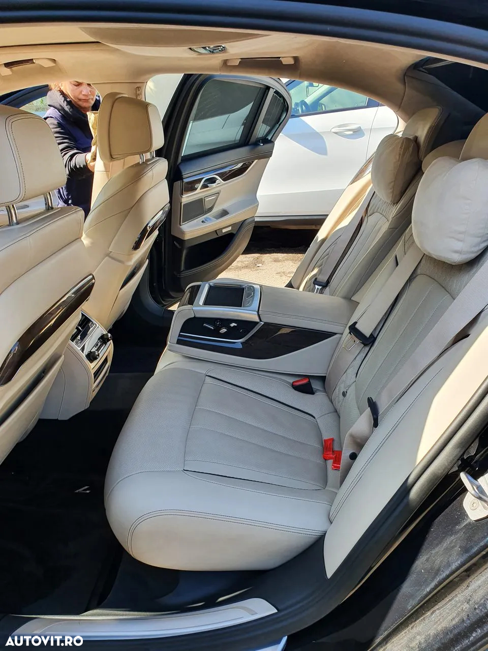 BMW Seria 7 750d xDrive - 16