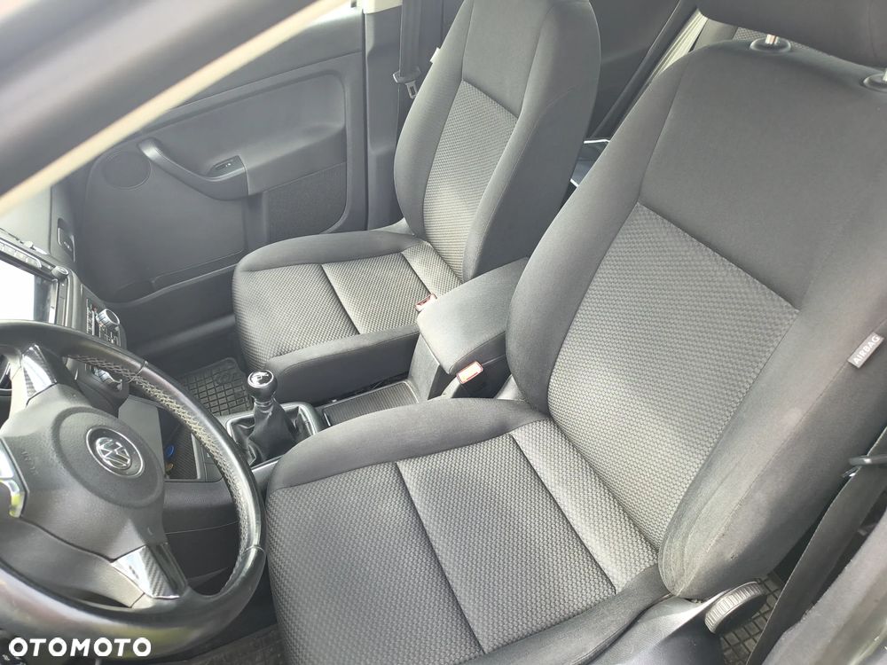 Volkswagen Golf Plus - 6