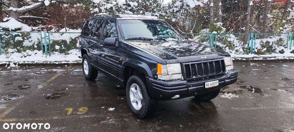 Jeep Grand Cherokee - 14