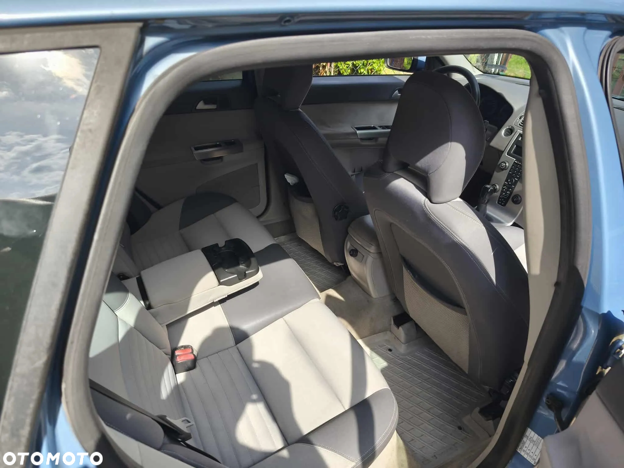 Volvo V50 2.4 Momentum - 9