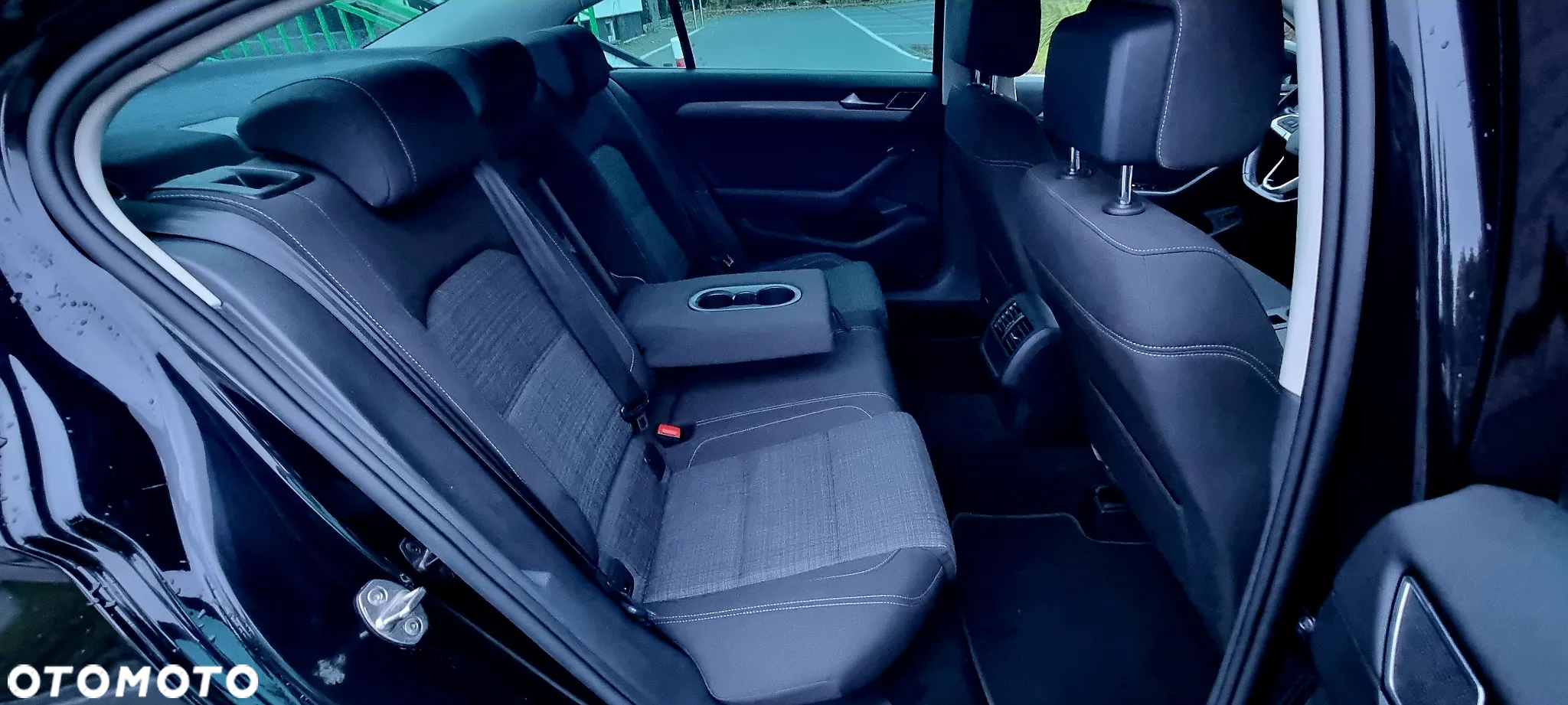 Volkswagen Passat 2.0 TSI Elegance DSG - 18