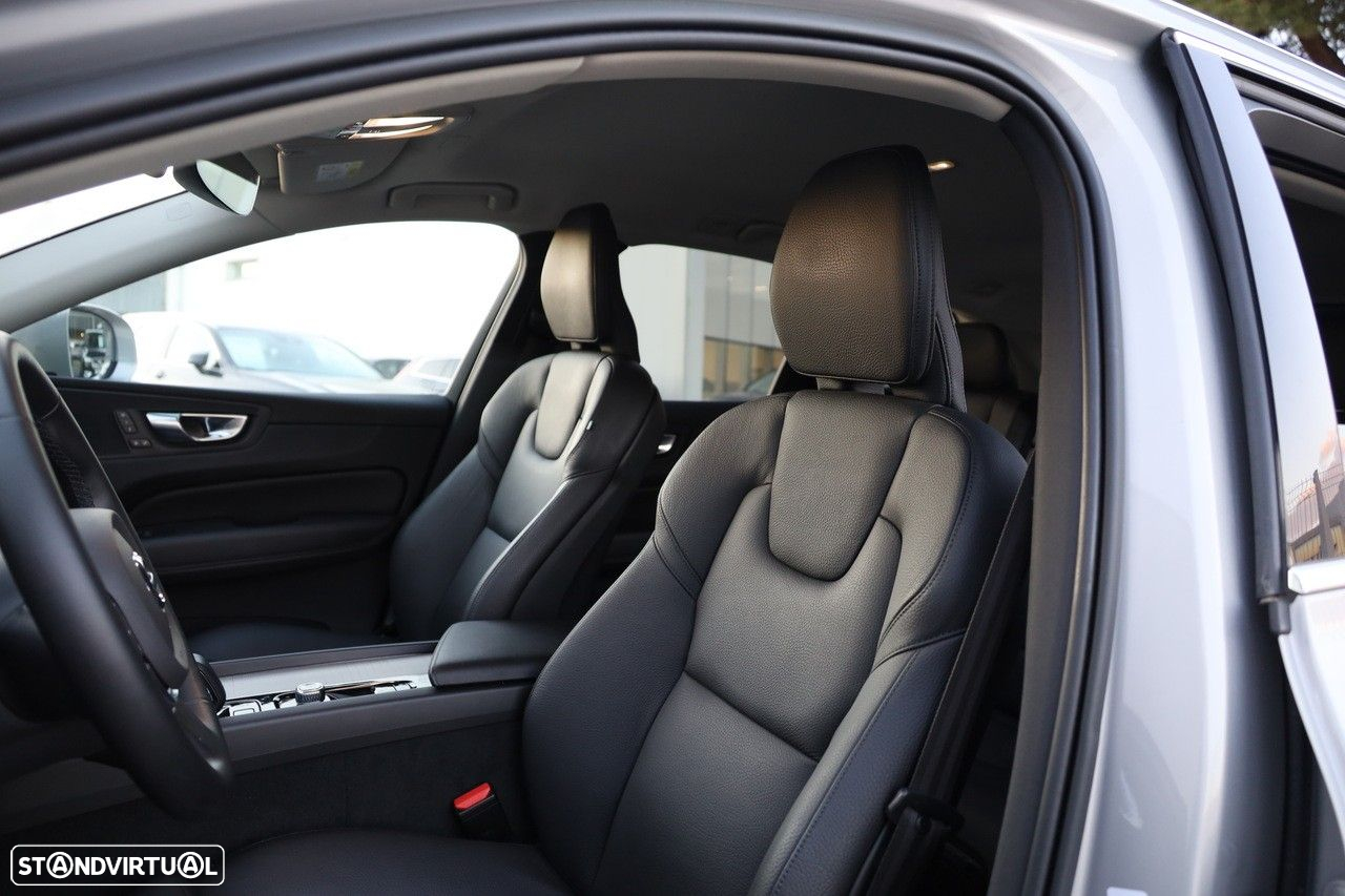 Volvo XC 60 2.0 B5 Plus Bright AWD - 4