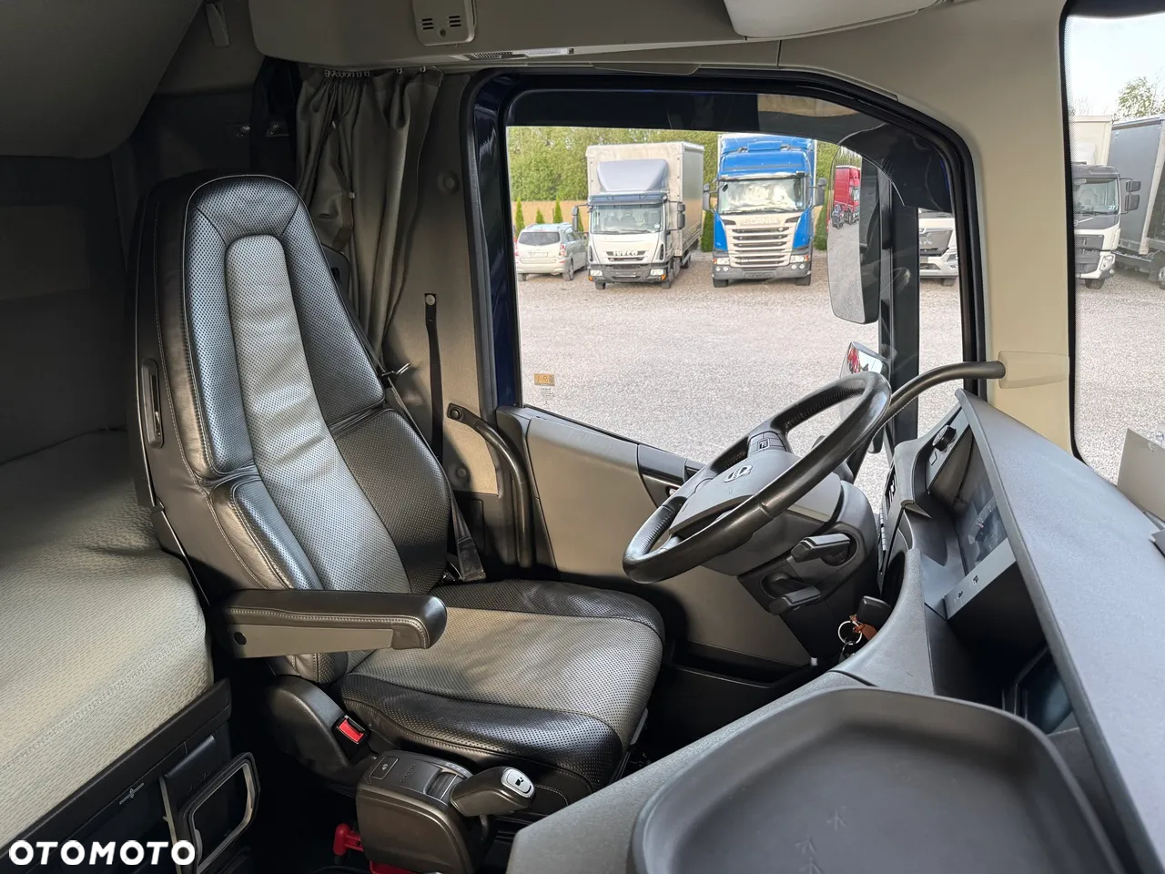 Volvo FH 500 /ACC /  KLIMA POSTOJOWA / XENON / NAVIGACJA /WENTYLOWANE SKÓRY - 32