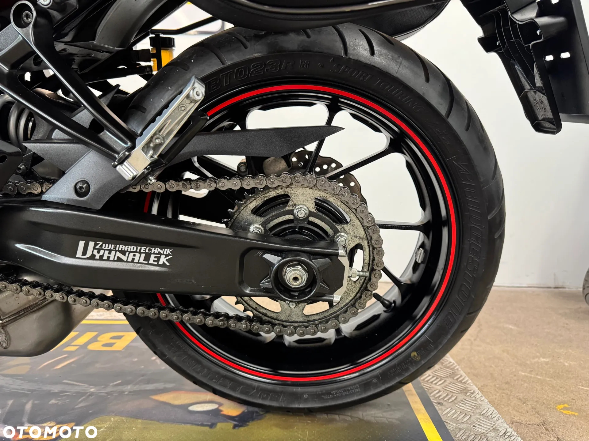 Yamaha MT - 22