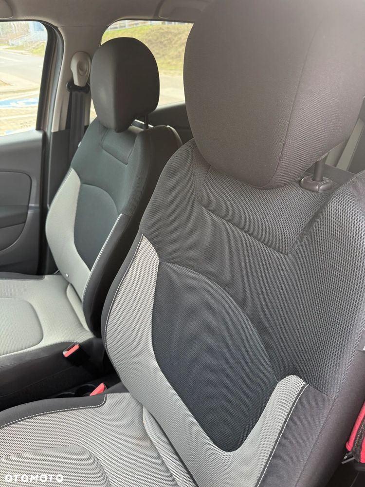 Renault Captur 1.2 TCe Zen EDC - 12