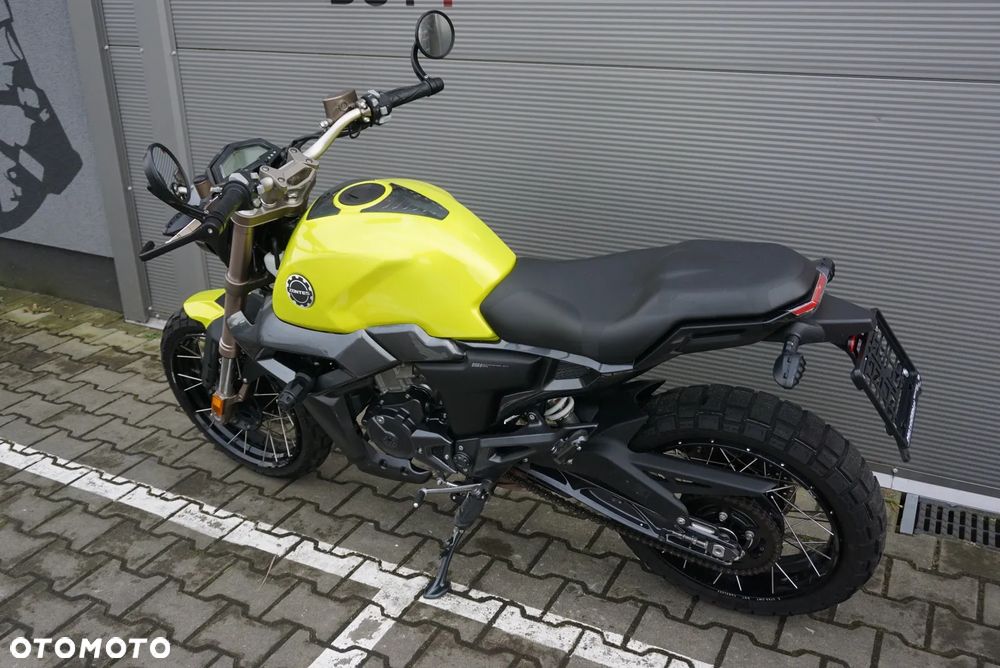 Zontes 125 G1 Spoke - 12