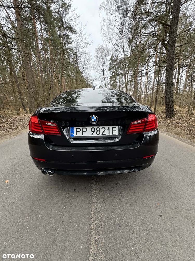 BMW Seria 5 520d xDrive Luxury Line - 7