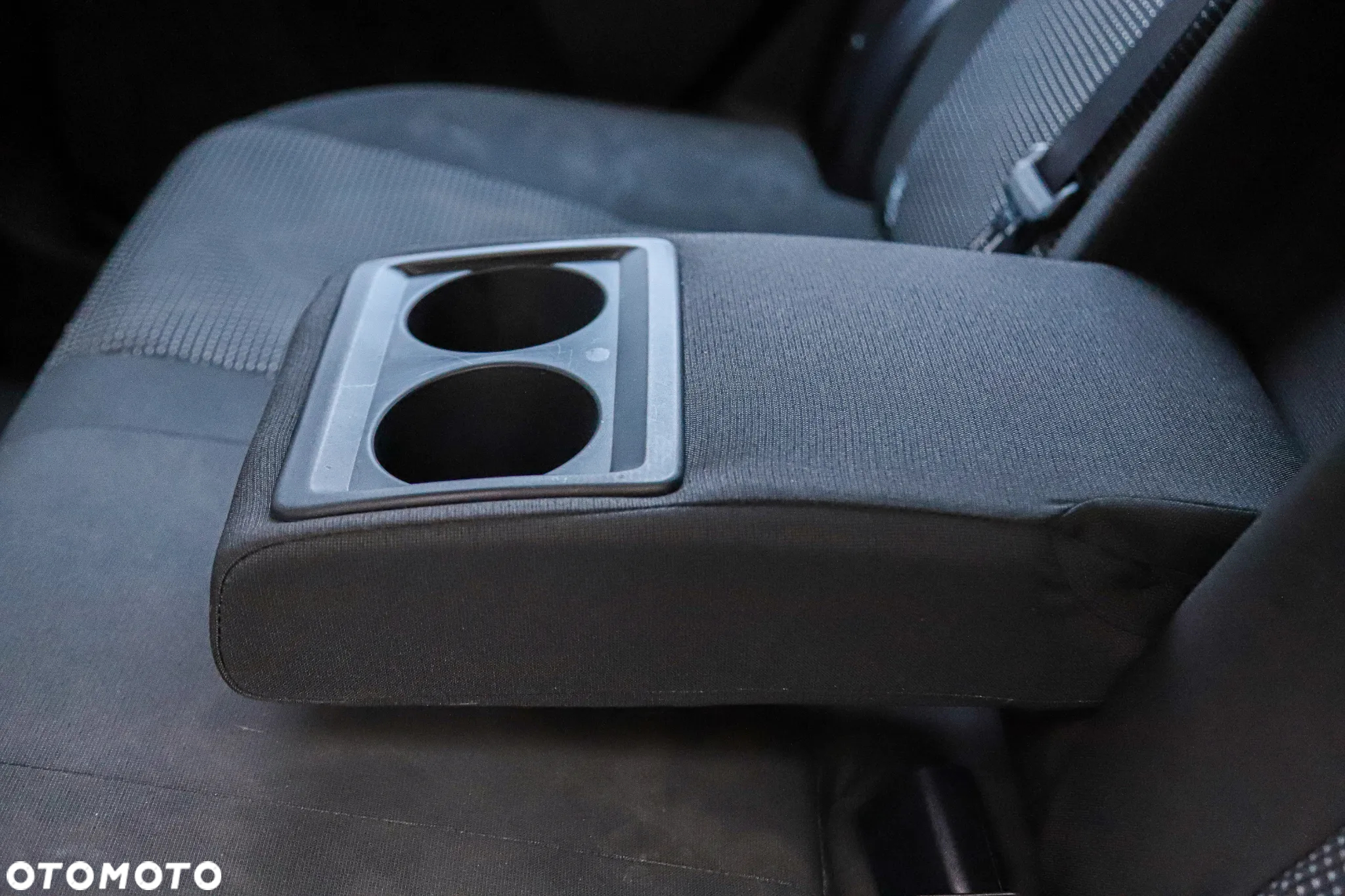 Toyota Auris - 10