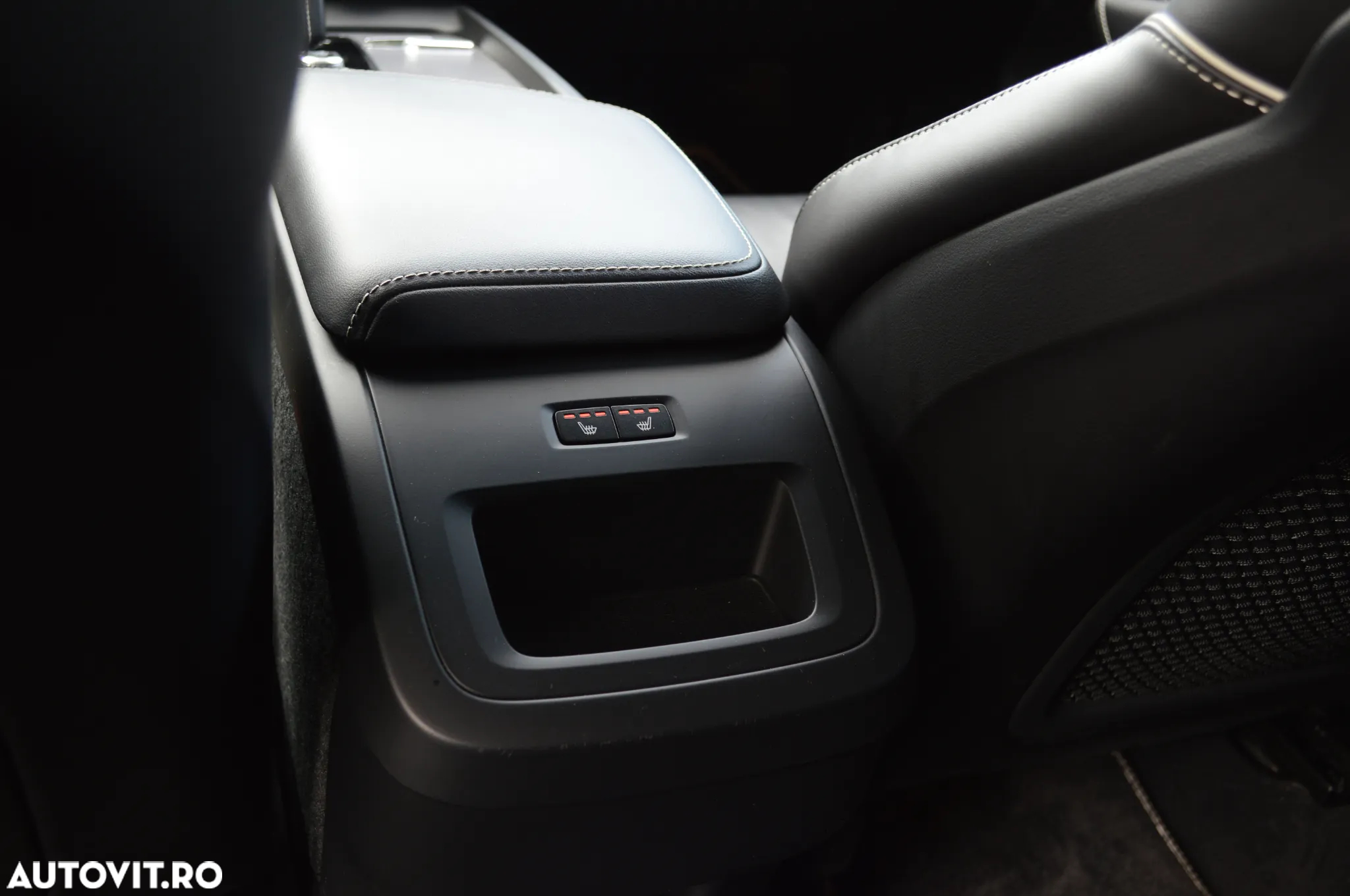 Volvo XC 60 B4 D AWD Geartronic RDesign - 38