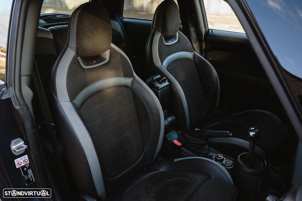 MINI 3 Portas John Cooper Works Plus - 10