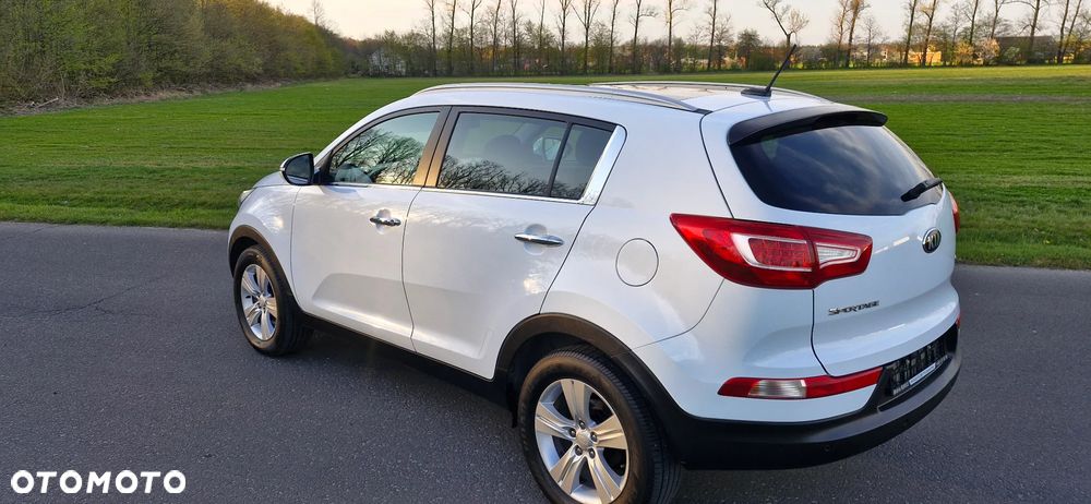 Kia Sportage 2,0 CRDI 2WD Vision - 27