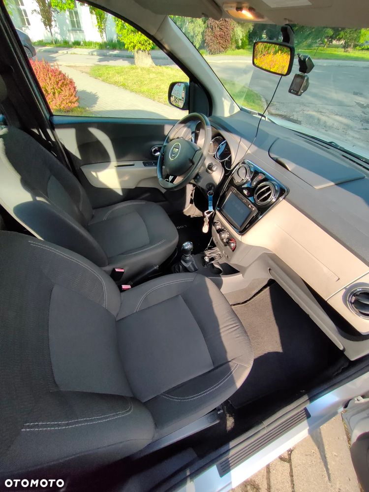 Dacia Lodgy dCi 110 Prestige - 16