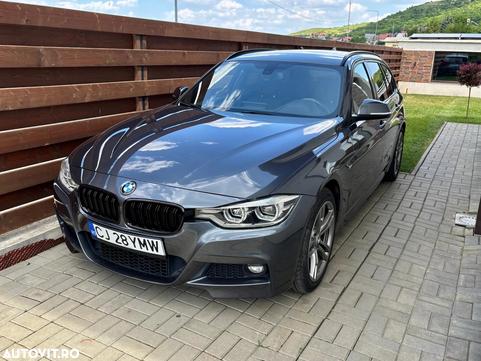 BMW Seria 3 318d Touring Aut. M Sport - 11