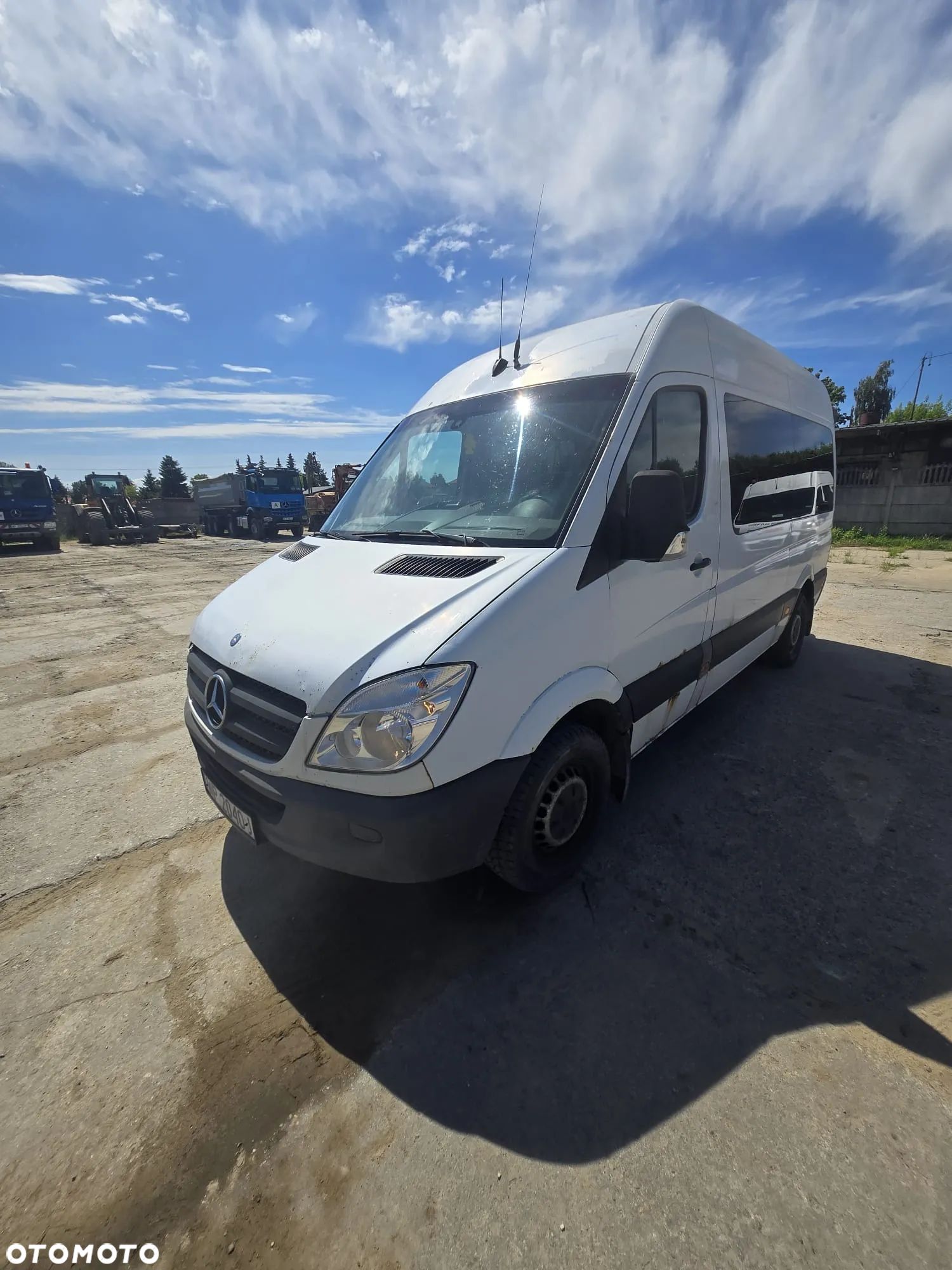Mercedes-Benz Sprinter - 1