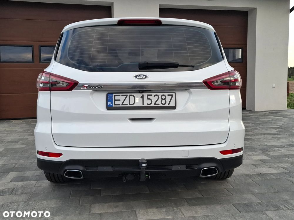 Ford S-Max 2.0 TDCi Titanium PowerShift - 23