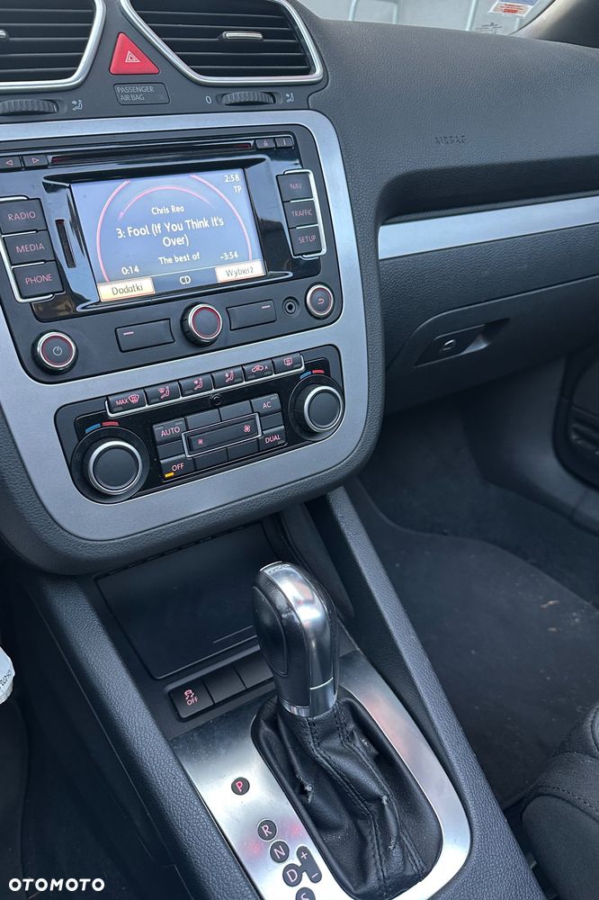 Volkswagen Eos 2.0 TDI DPF DSG White Night - 30
