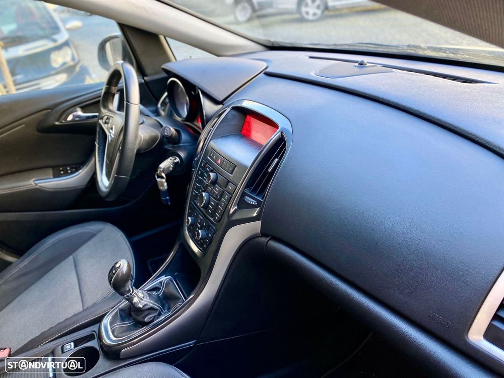 Opel Astra Sports Tourer 1.7 CDTi Cosmo S/S - 23