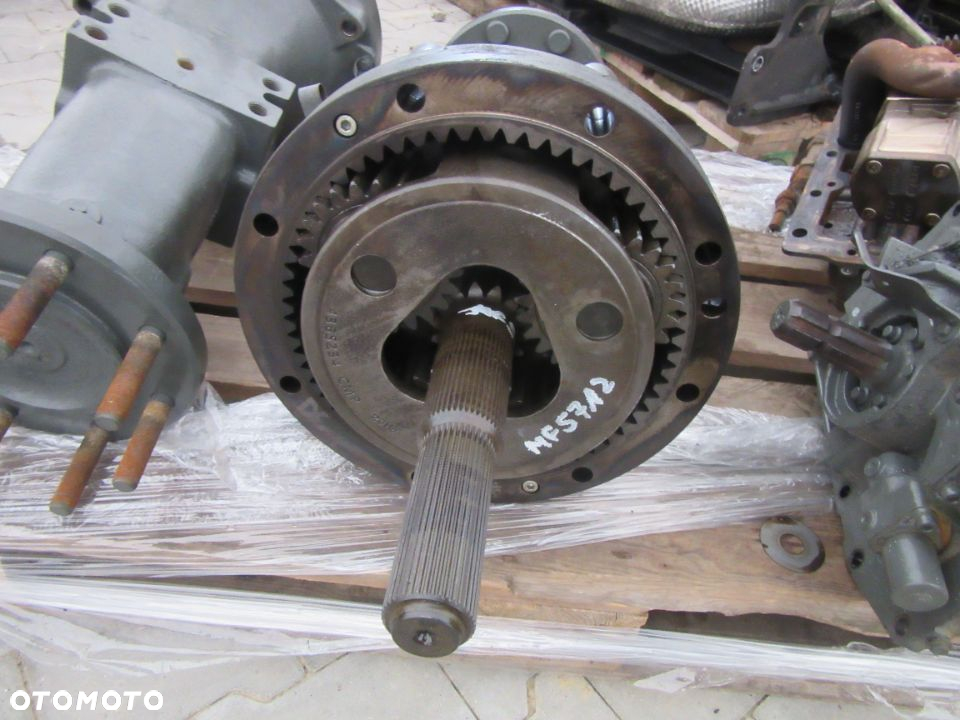 Zwolnica układ planetarny półoś Massey Ferguson 5710 5711 5712 5713 SL - 2
