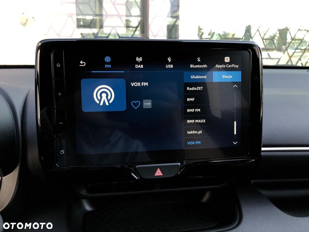 Toyota Yaris Hybrid 1.5 Style - 19