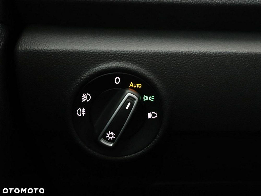 Volkswagen T-Roc 2.0 TDI Style DSG - 33