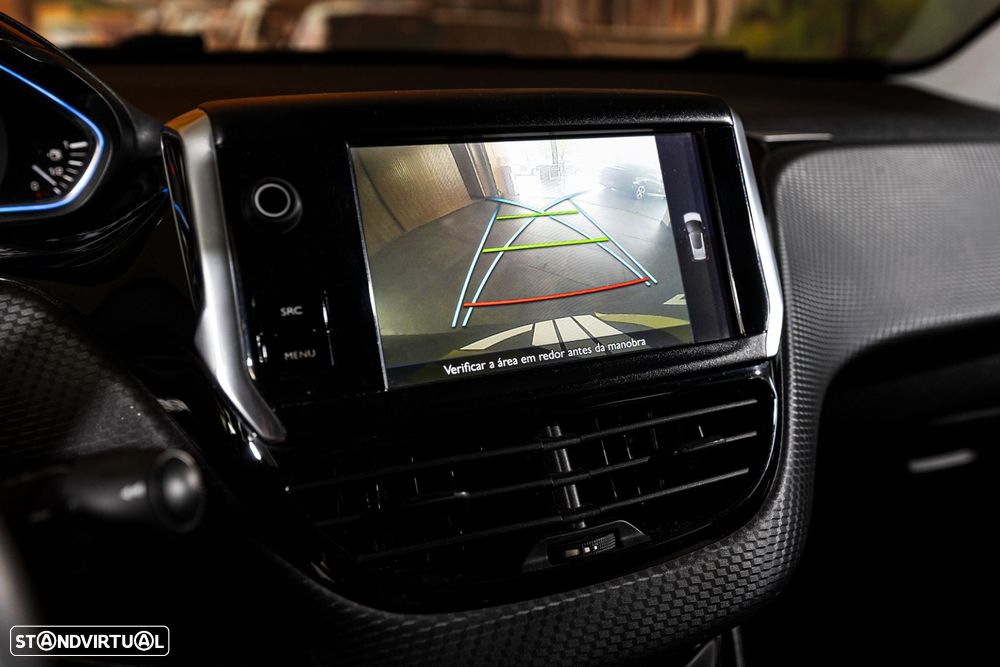 Peugeot 2008 1.6 BlueHDi Allure - 15