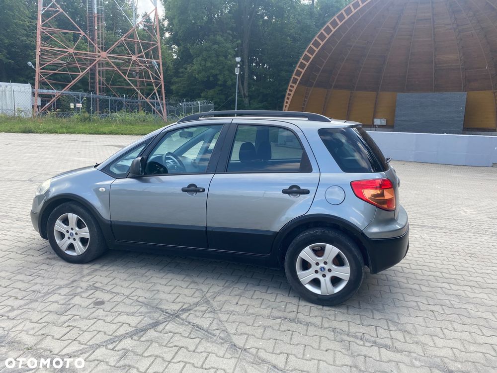 Fiat Sedici 1.9 Multijet 4x2 Dynamic Plus - 16