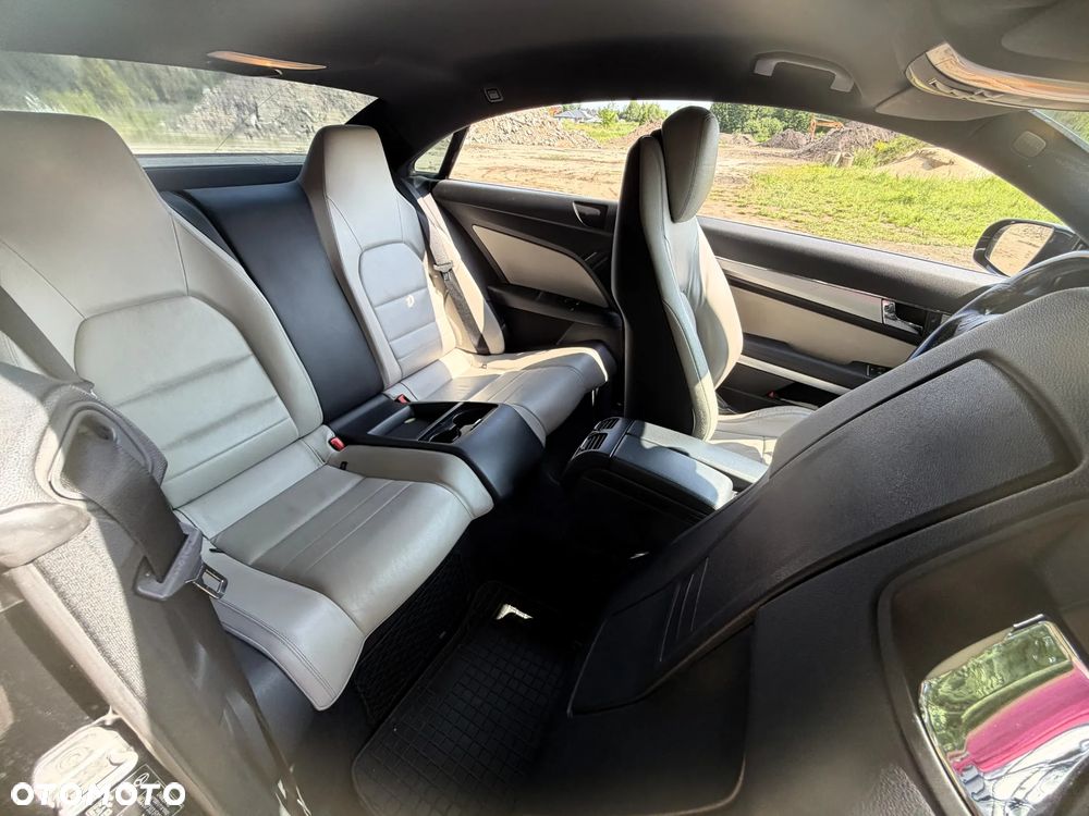 Mercedes-Benz Klasa E 250 CDI DPF BlueEFFICIENCY Automatik Elegance - 30