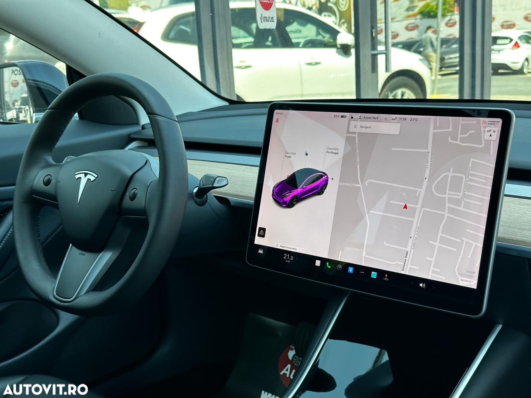 Tesla Model 3 - 10