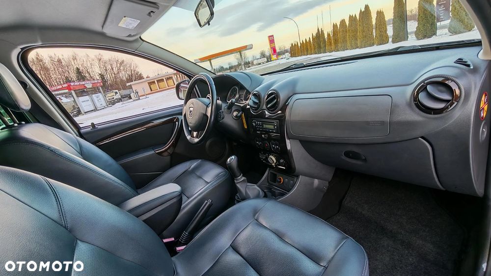 Dacia Duster SCe 115 4x2 Prestige - 24