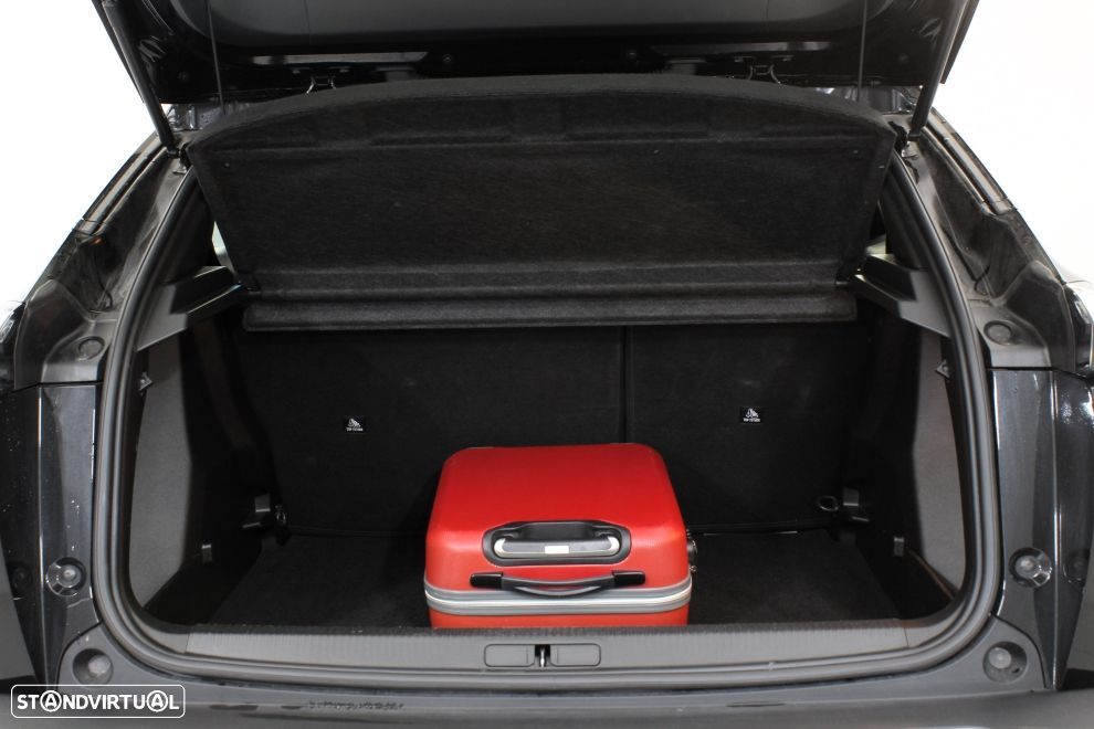 Peugeot 2008 1.2 PureTech Active Pack - 24