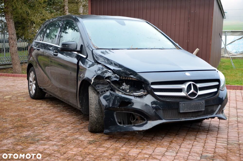 Mercedes-Benz Klasa B 180 d Edition - 5
