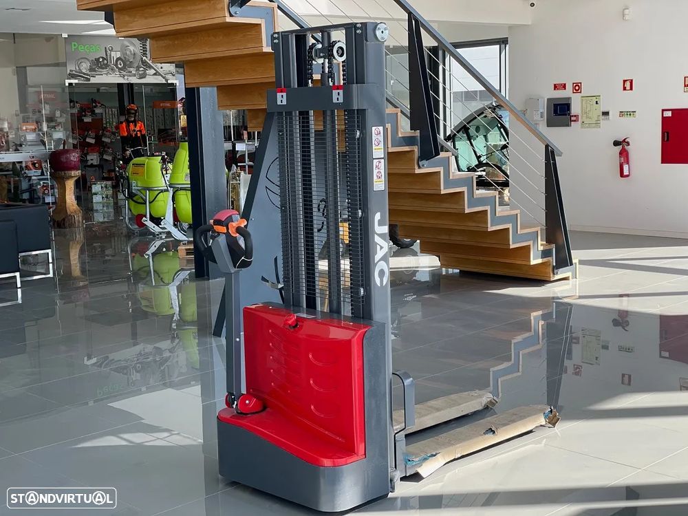 JAC CDD15 Stacker Elétrico - 1