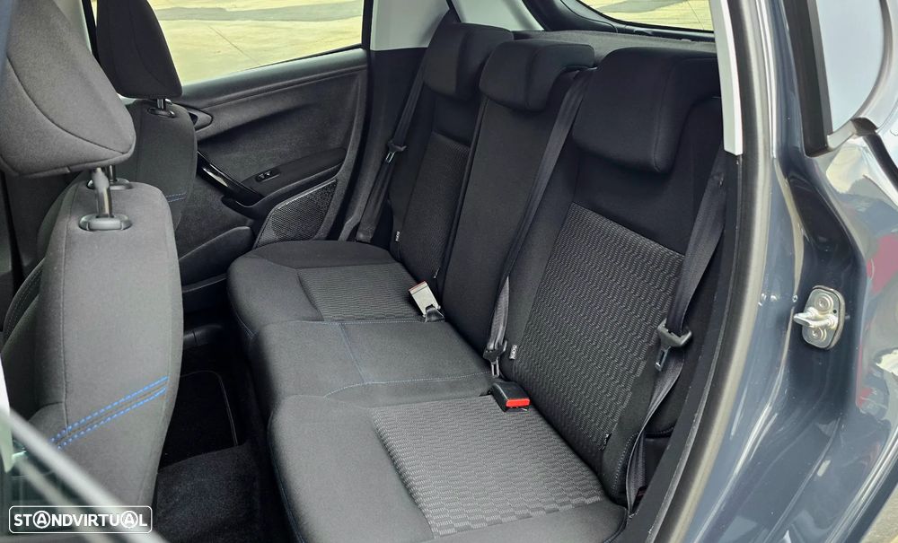 Peugeot 208 1.2 PureTech Signature - 13