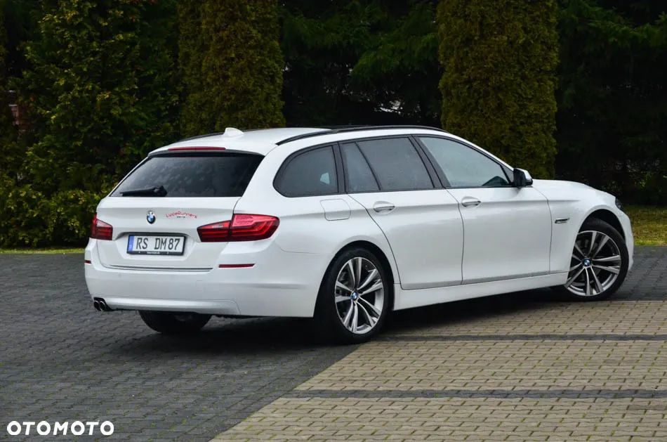 BMW Seria 5 520d Touring Luxury Line - 18