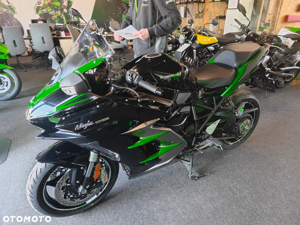 Kawasaki Ninja H2 SX - 8